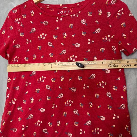 LOFT Lot of 2 T Shirts Red Linen SP Gray Vintage Soft Peacock Graphic - Picture 16 of 16